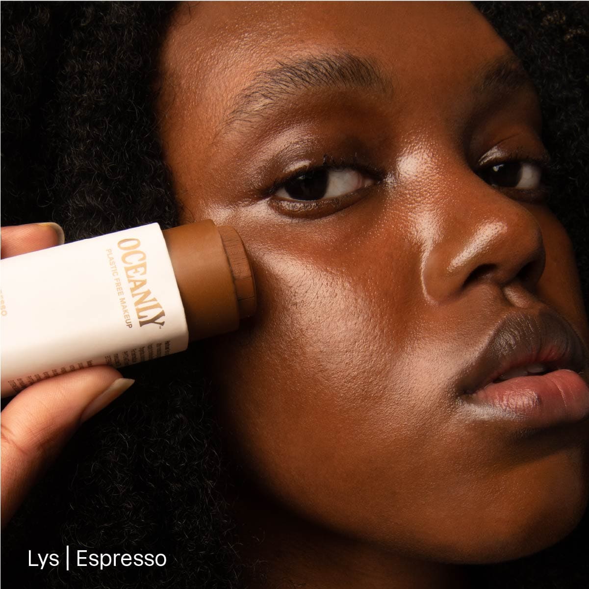 ATTITUDE Oceanly Huile teintée visage en bâton Espresso 12g Sans odeur 16155_fr?