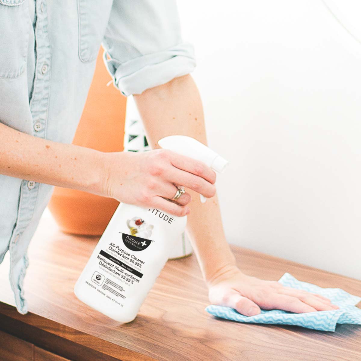 ATTITUDE Nature+ Nettoyant Multi surfaces Désinfectant - Sans odeur - Bouteille 800 mL 10920_fr?_hover? Sans odeur / Bouteille 800 mL