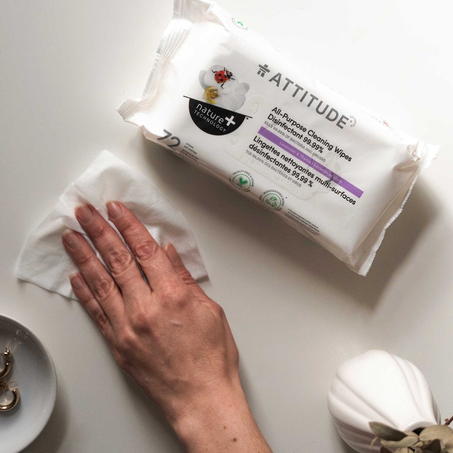ATTITUDE Nature+ Lingettes nettoyantes multi-surfaces désinfectantes 99.99% Lavande et thym_fr?_hover? 3 unités (24% de rabais) 1 unité 6 unités (28% de rabais) ALL_VARIANTS