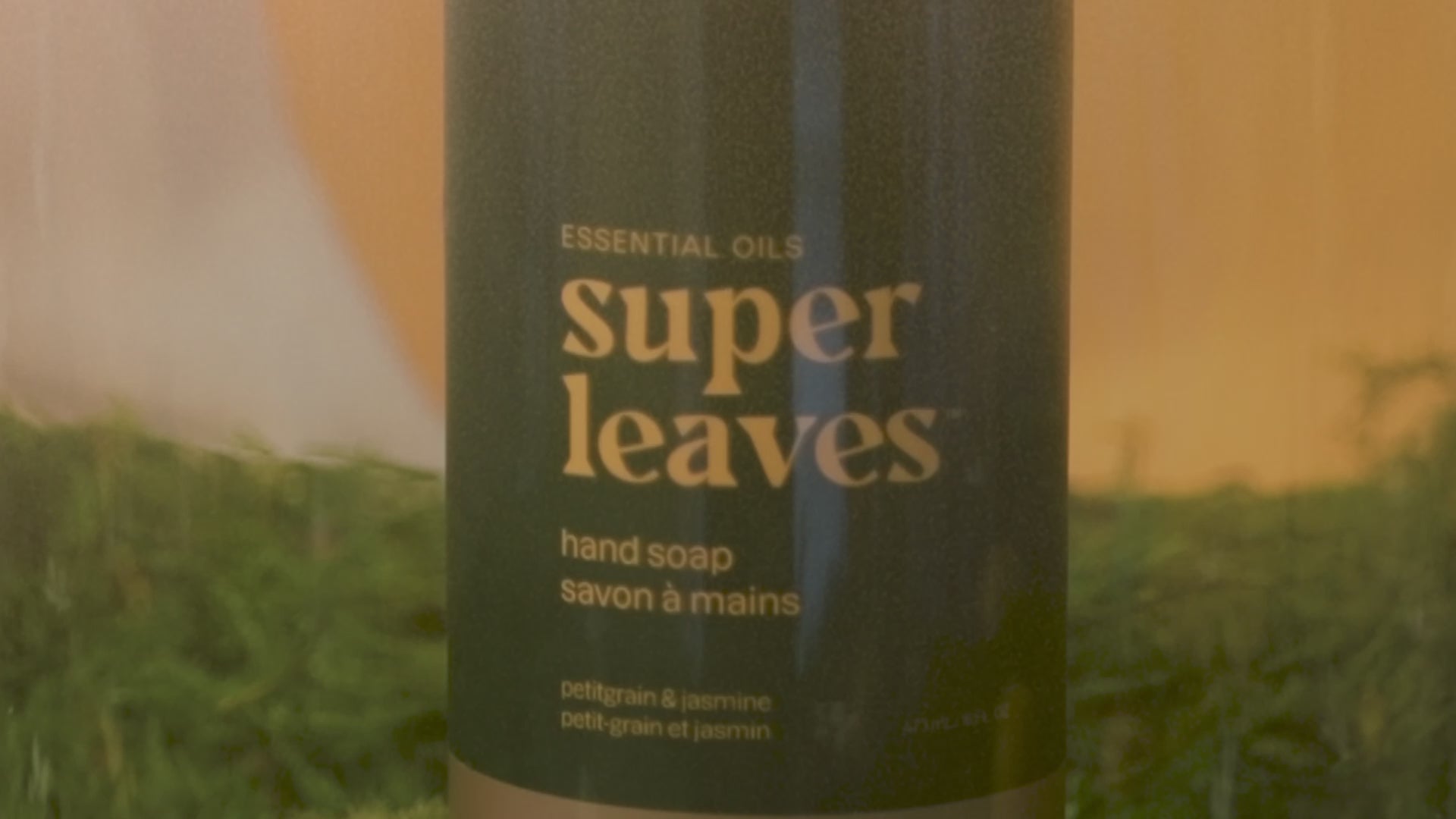 ATTITUDE Super Leaves Essential huile essentielle shampoing volumisant Petit-grain et jasmin_fr?_video? ALL_VARIANTS